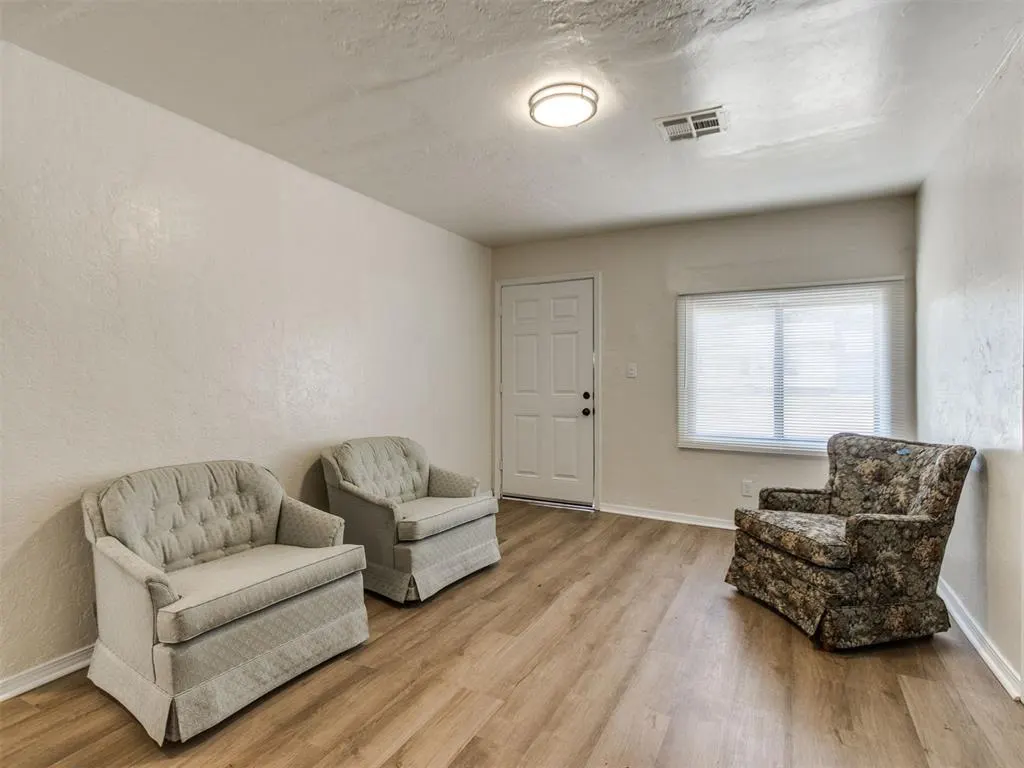 Photo 4 — 6114 Jacks Avenue, Oklahoma City, OK 73149