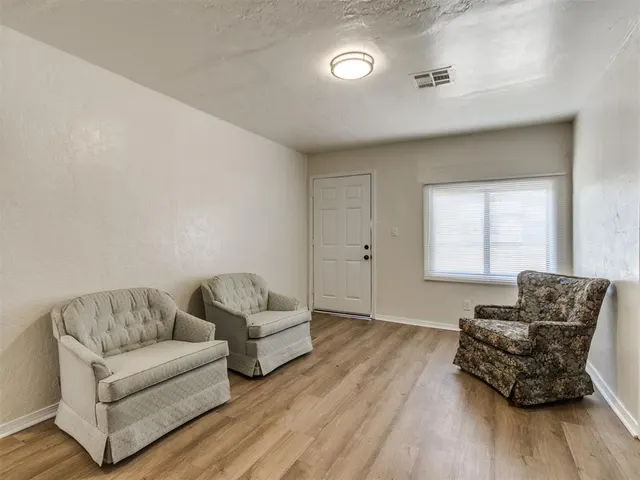 Photo 4 — 6114 Jacks Avenue, Oklahoma City, OK 73149