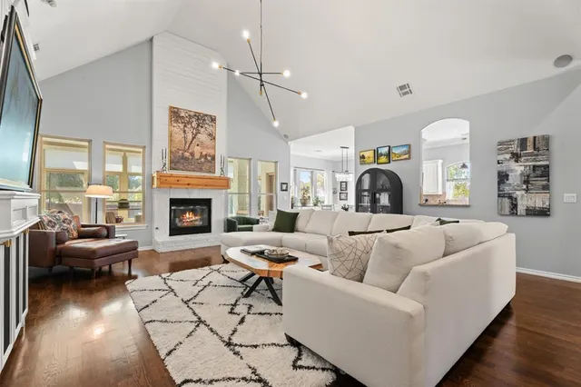 Photo 5 — 1600 Durham Court, Edmond, OK 73013