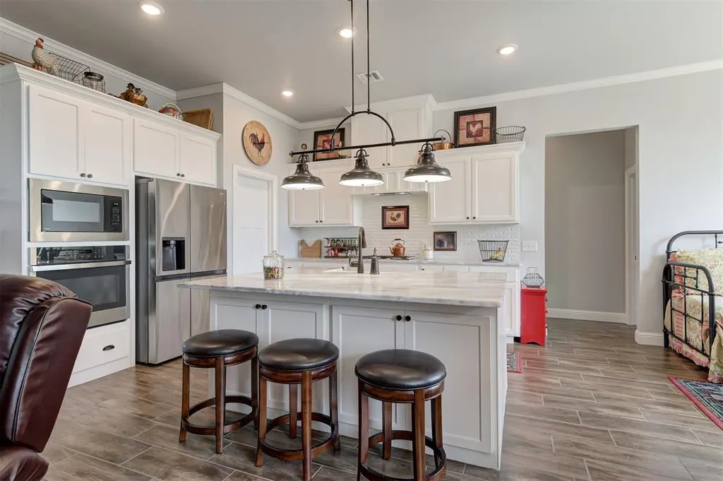 Photo 12 — 8930 Tall Oaks Drive, Guthrie, OK 73044