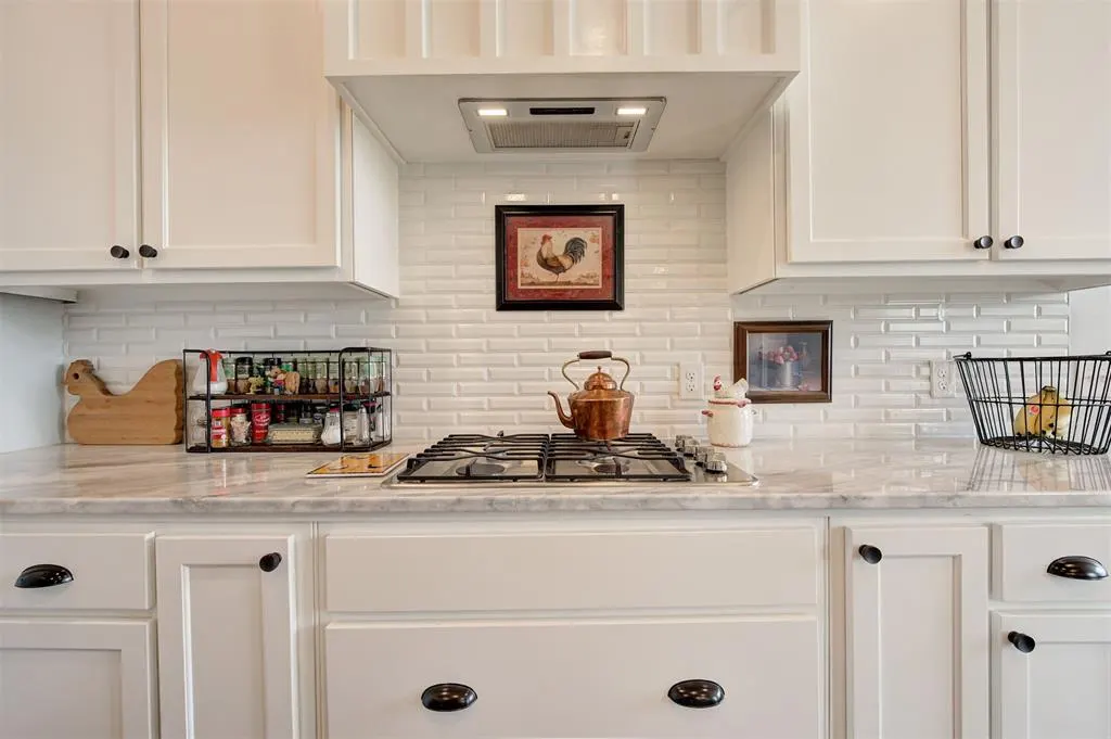 Photo 15 — 8930 Tall Oaks Drive, Guthrie, OK 73044