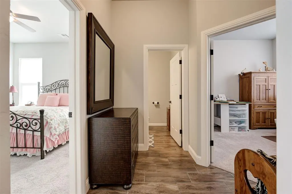 Photo 18 — 8930 Tall Oaks Drive, Guthrie, OK 73044