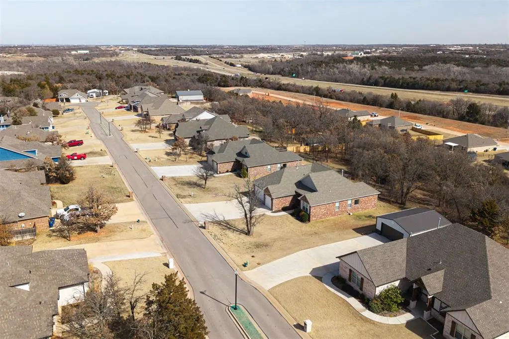 Photo 42 — 8930 Tall Oaks Drive, Guthrie, OK 73044