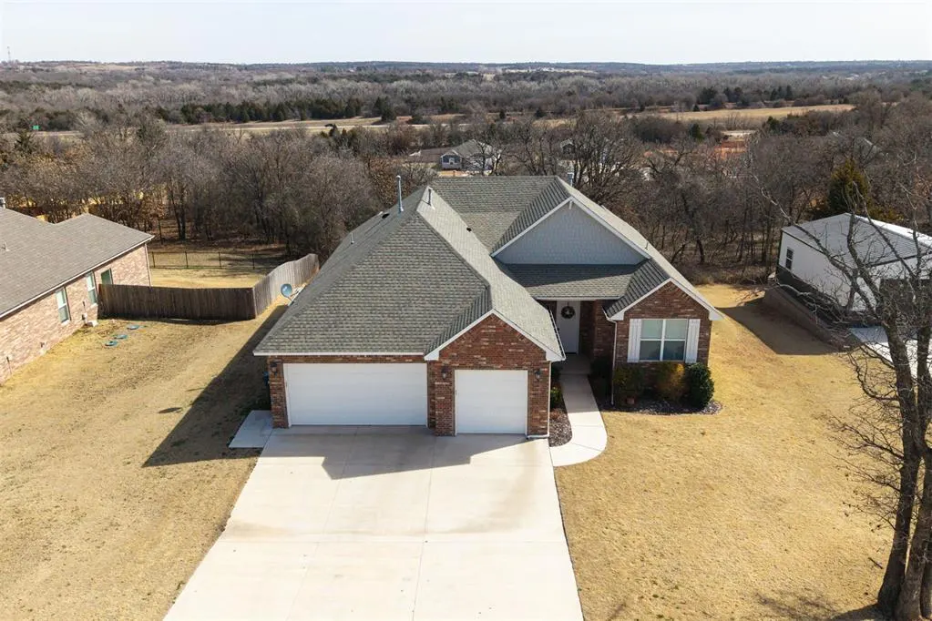 Photo 43 — 8930 Tall Oaks Drive, Guthrie, OK 73044