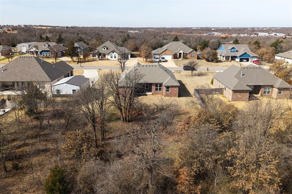 Photo 44 — 8930 Tall Oaks Drive, Guthrie, OK 73044