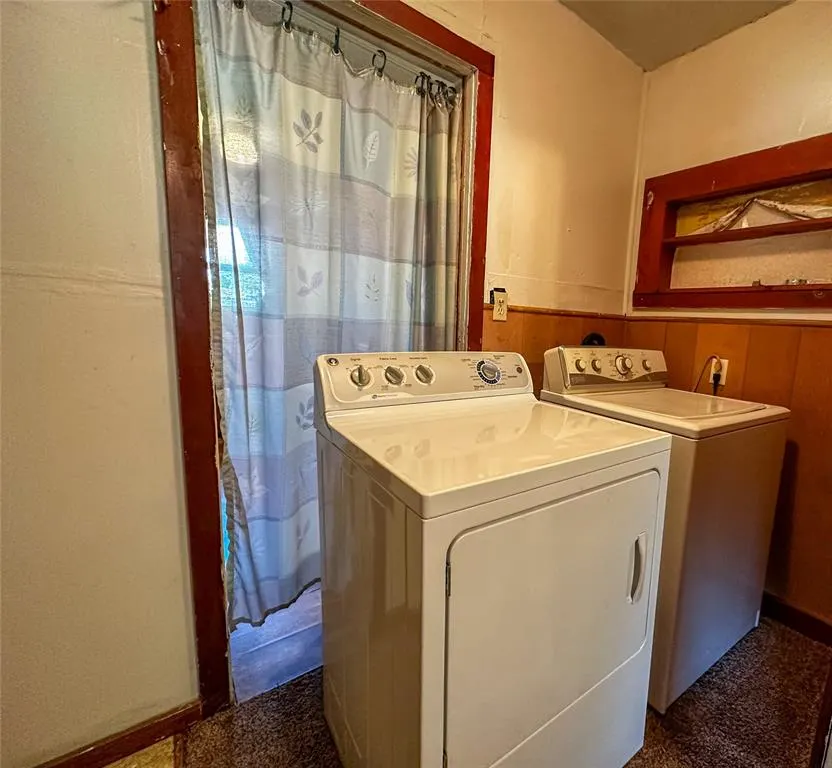 Photo 7 — 306 S 4th Street, Hammon, OK 73650