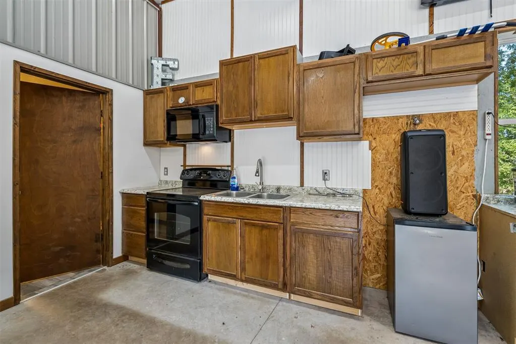 Photo 11 — 12524 E County Road 1540, Lindsay, OK 73052