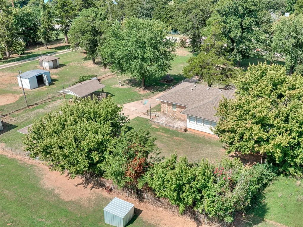 Photo 16 — 240 N Bobby Mankin Drive, Choctaw, OK 73020