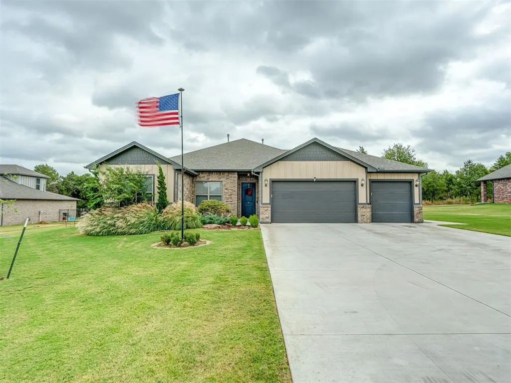 Front exterior — 9024 NE 141st Street, Jones, OK 73049