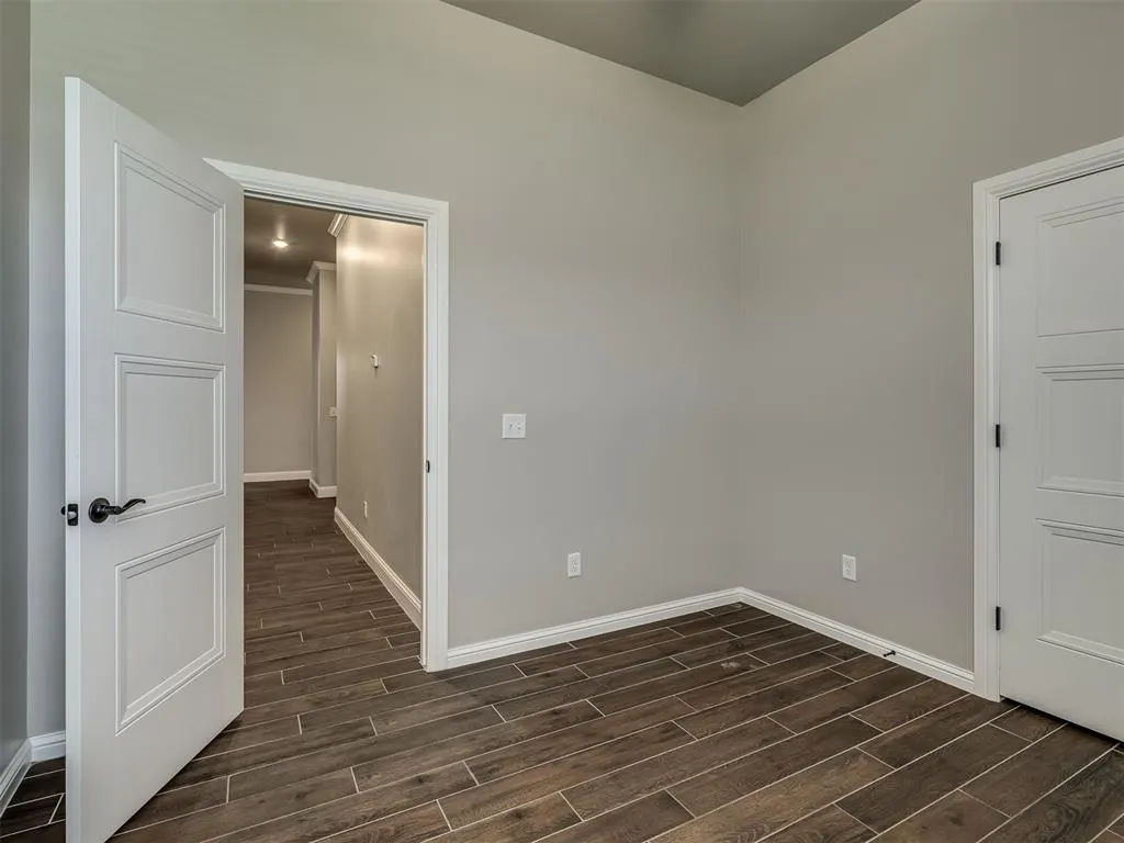 Photo 27 — 9024 NE 141st Street, Jones, OK 73049