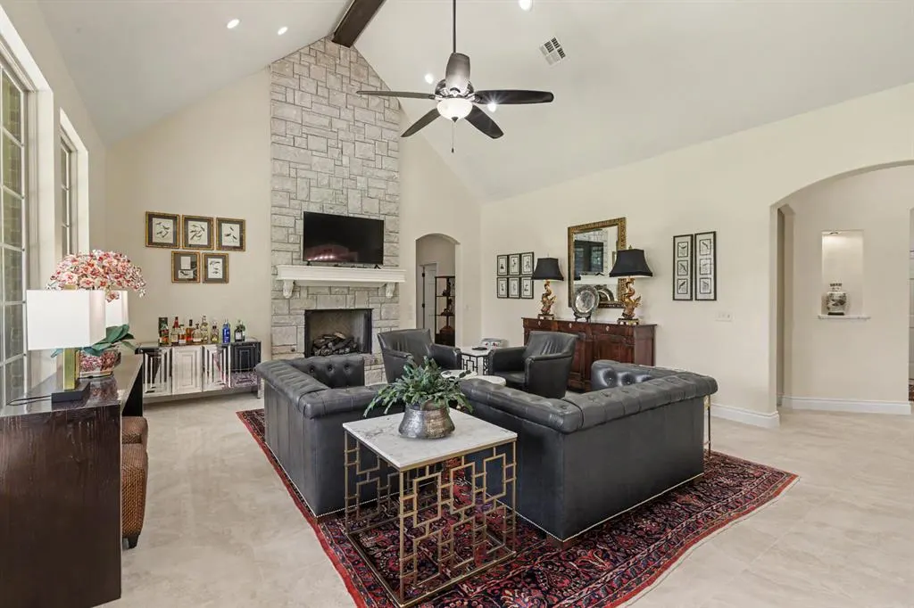 Photo 4 — 1032 W Camellia Way, Mustang, OK 73064