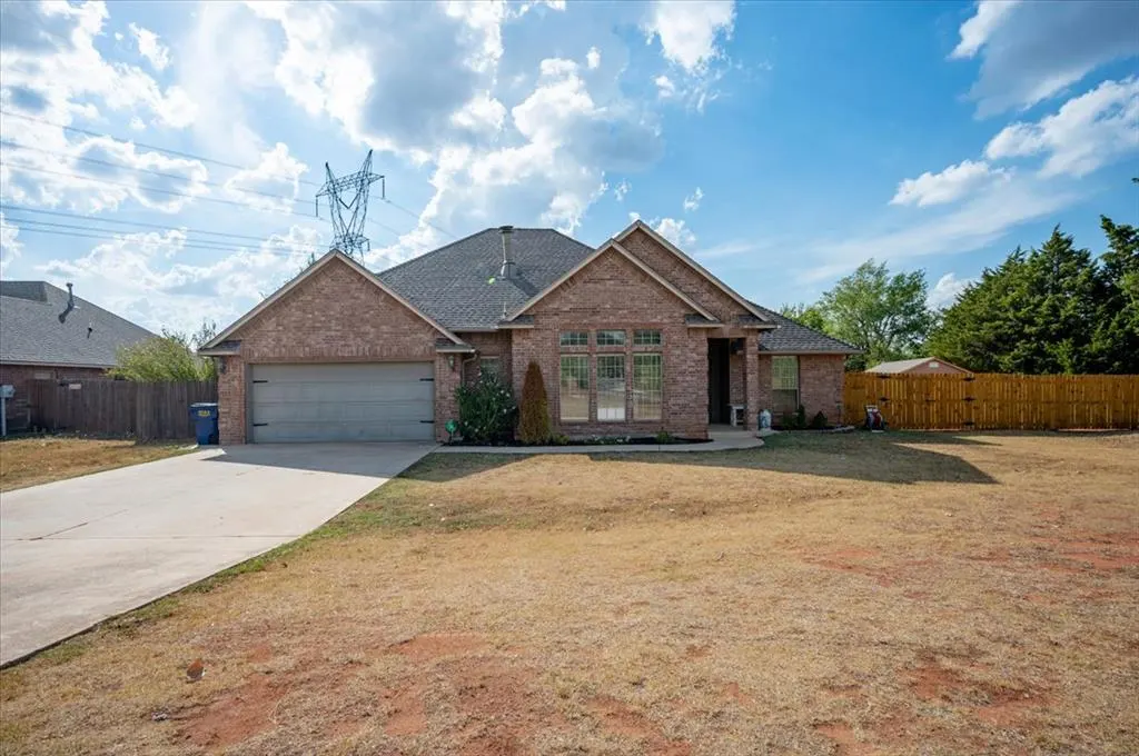 Front exterior — 1301 S Morgan Road, Mustang, OK 73064