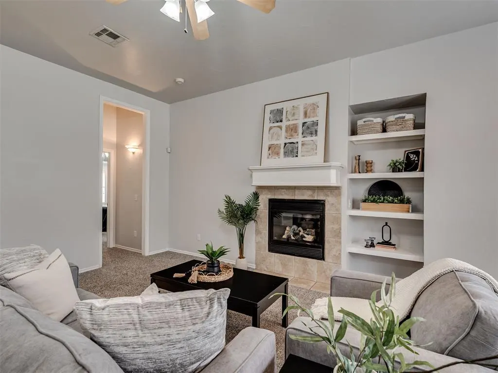 Photo 3 — 2308 Naples Way, Edmond, OK 73034