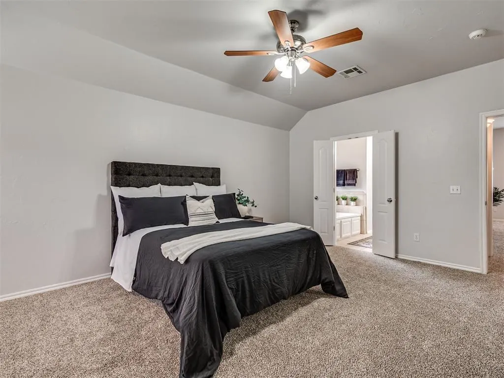 Photo 14 — 2308 Naples Way, Edmond, OK 73034