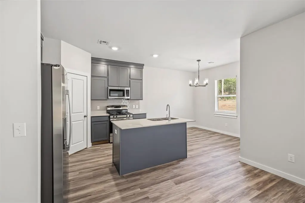 Photo 12 — 837 Stella Trail, Guthrie, OK 73044