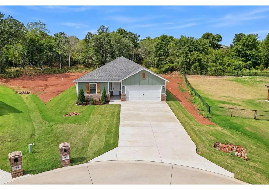 Photo 35 — 837 Stella Trail, Guthrie, OK 73044