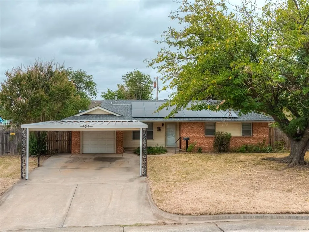 Photo 17 — 225 Mimosa Drive, Norman, OK 73069