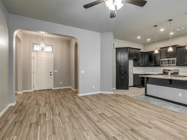 Photo 8 — 1017 Dayton Lane, Moore, OK 73160