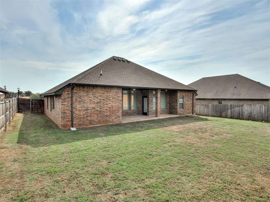 Photo 40 — 1017 Dayton Lane, Moore, OK 73160