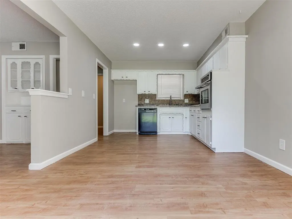 Photo 28 — 8129 NW 28th Terrace, Bethany, OK 73008