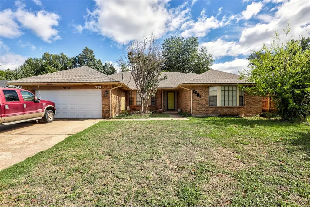 Front exterior — 2904 Woodcreek Road, Midwest City, OK 73110