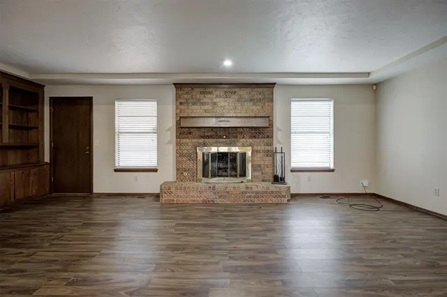 Photo 5 — 2904 Woodcreek Road, Midwest City, OK 73110