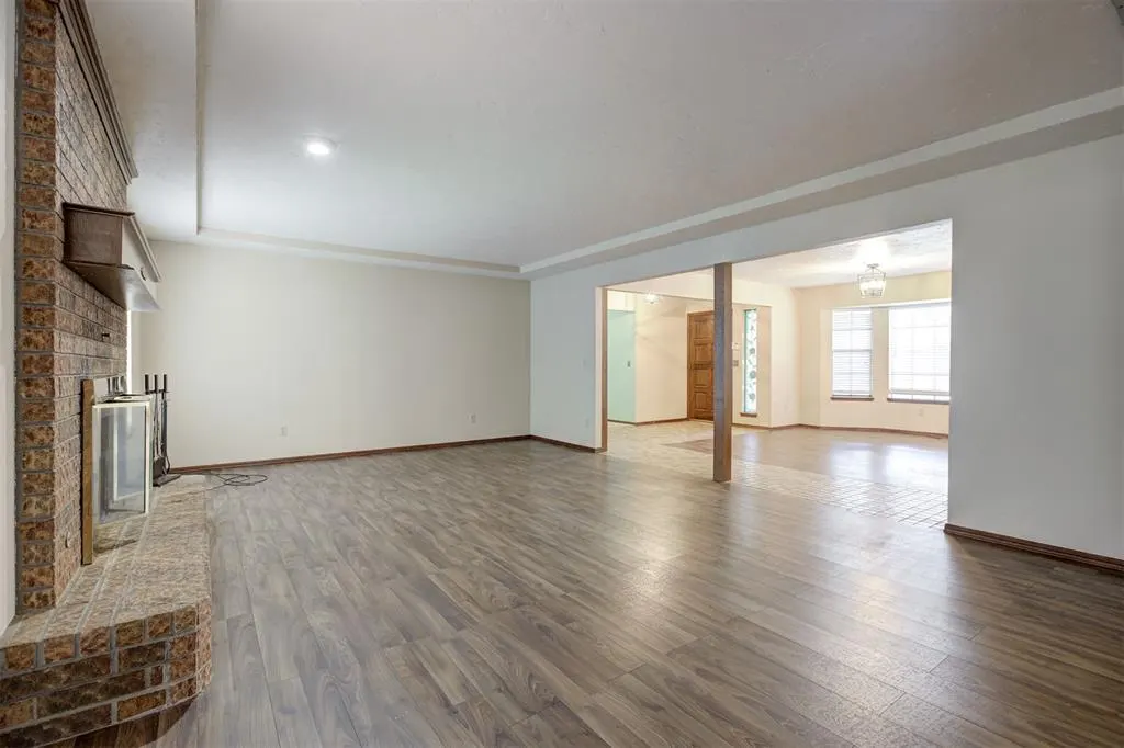Photo 7 — 2904 Woodcreek Road, Midwest City, OK 73110