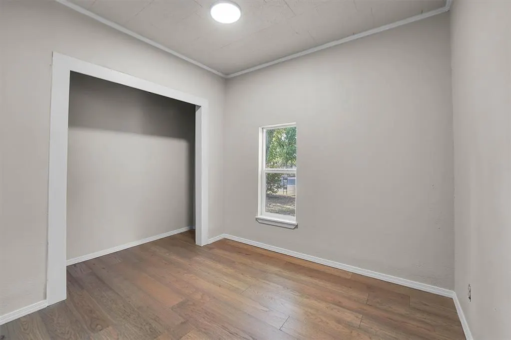 Photo 14 — 401 W 1st Street, Erick, OK 73645
