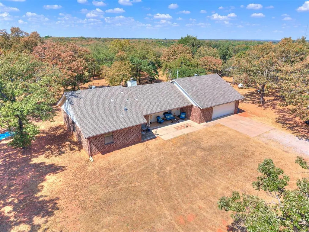 Photo 3 — 2600 80th Avenue NE, Norman, OK 73026