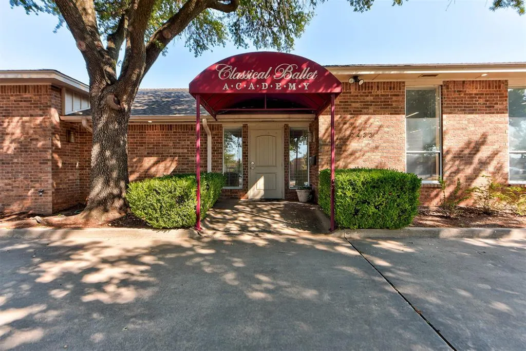 Photo 4 — 2433 Wilcox Drive, Norman, OK 73069