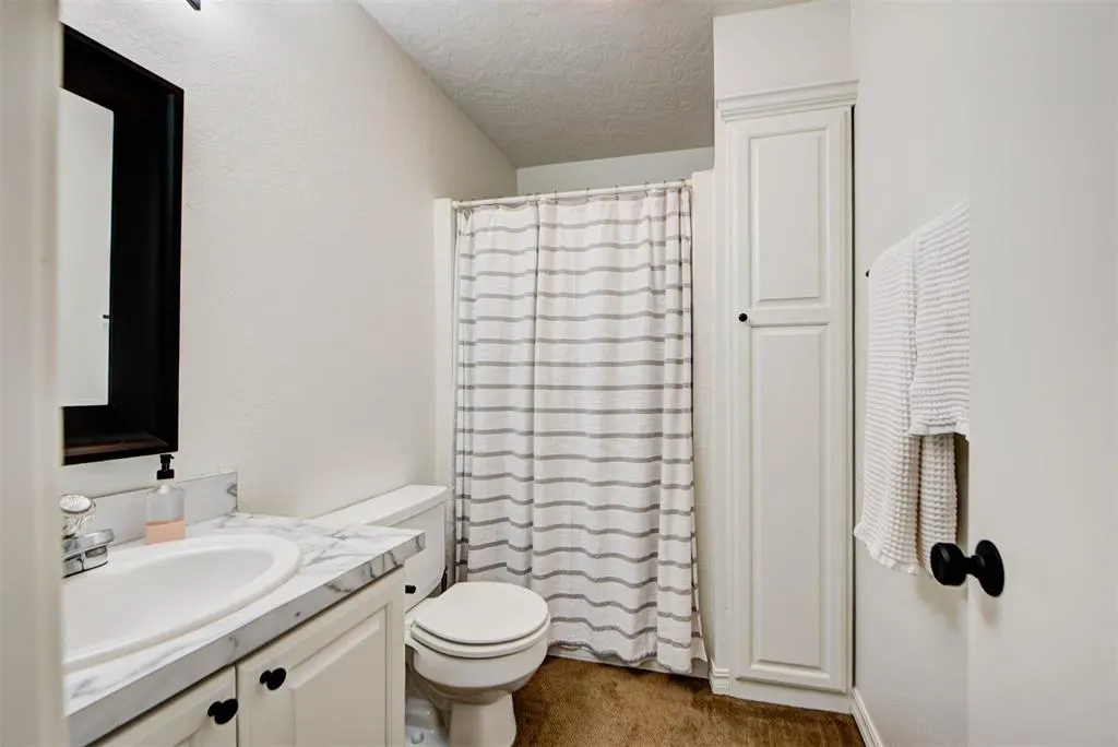 Photo 17 — 2433 Wilcox Drive, Norman, OK 73069