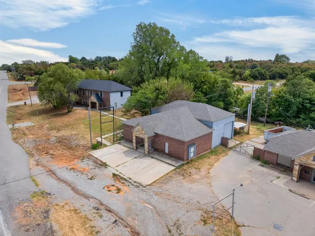 Photo 2 — 14330 SE 29th Street, Choctaw, OK 73020