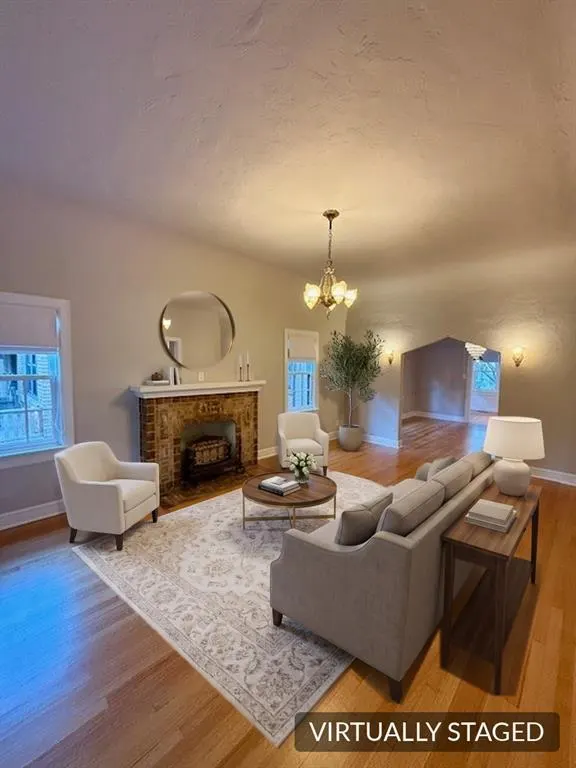 Photo 9 — 709 NW 42nd Street, Oklahoma City, OK 73118