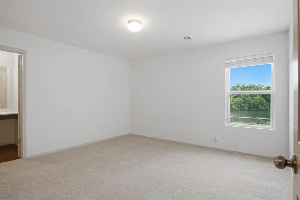 Photo 2 — 1404 Sandstone Drive, Noble, OK 73068
