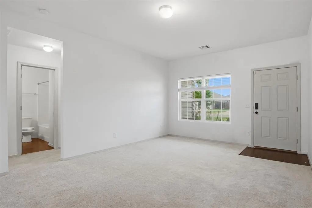 Photo 11 — 1404 Sandstone Drive, Noble, OK 73068