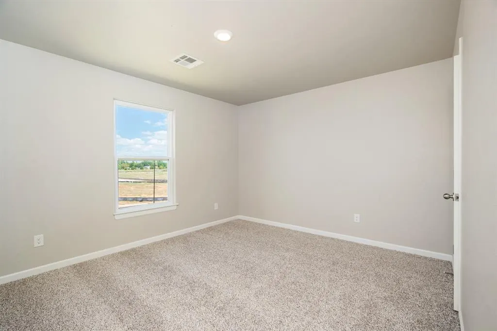 Photo 17 — 711 Sunny Street, Tuttle, OK 73089