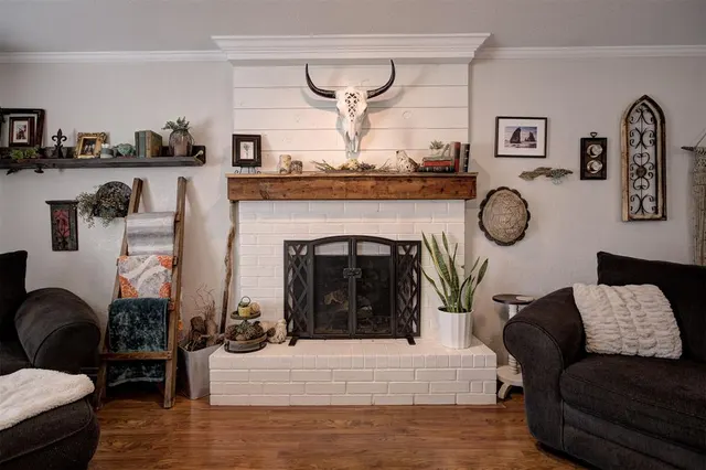 Photo 8 — 209 SE 30th Street, Moore, OK 73160