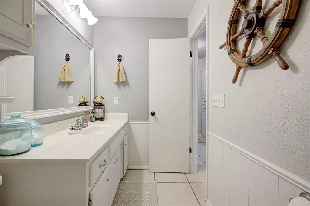 Photo 29 — 209 SE 30th Street, Moore, OK 73160