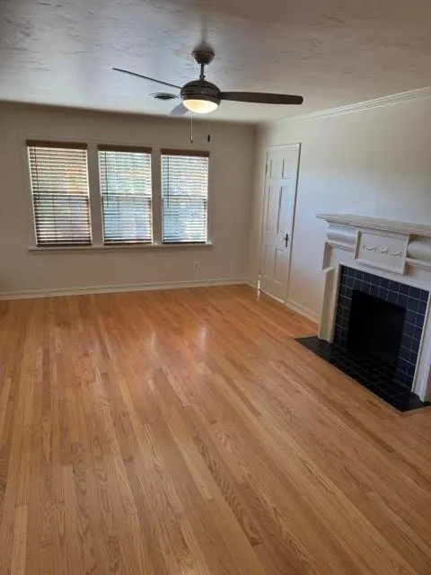 Photo 2 — 839 NW 36th Terrace, Oklahoma City, OK 73118