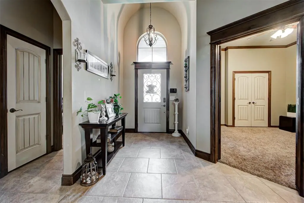 Photo 3 — 2716 Kathleens Crossing, Yukon, OK 73099