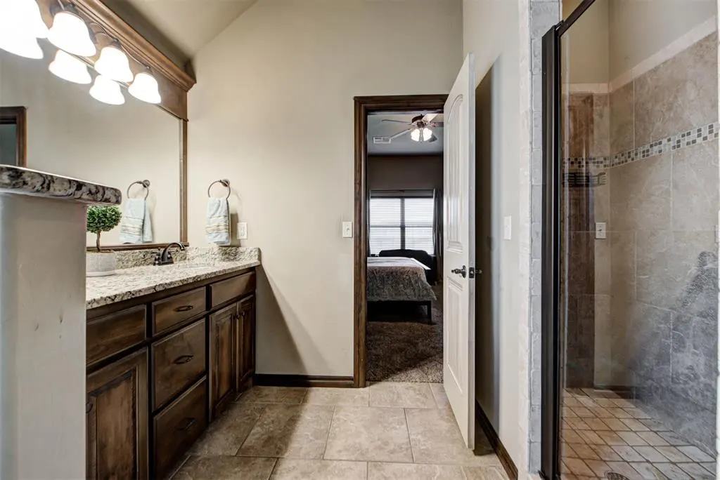 Photo 25 — 2716 Kathleens Crossing, Yukon, OK 73099