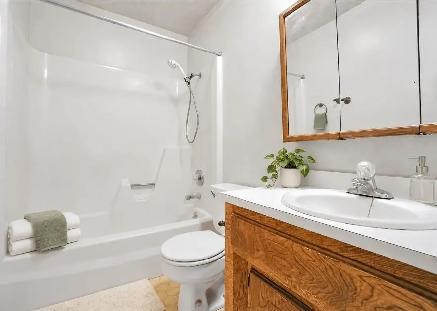 Photo 5 — 105 NW Boundry Road, Erick, OK 73645
