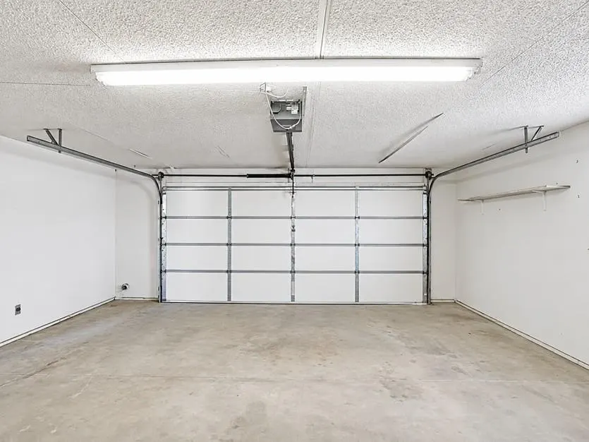 Photo 9 — 105 NW Boundry Road, Erick, OK 73645