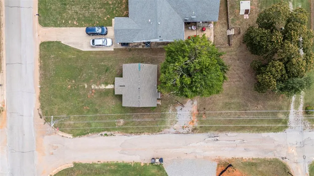 Photo 28 — 301 S Main Avenue, Blanchard, OK 73010