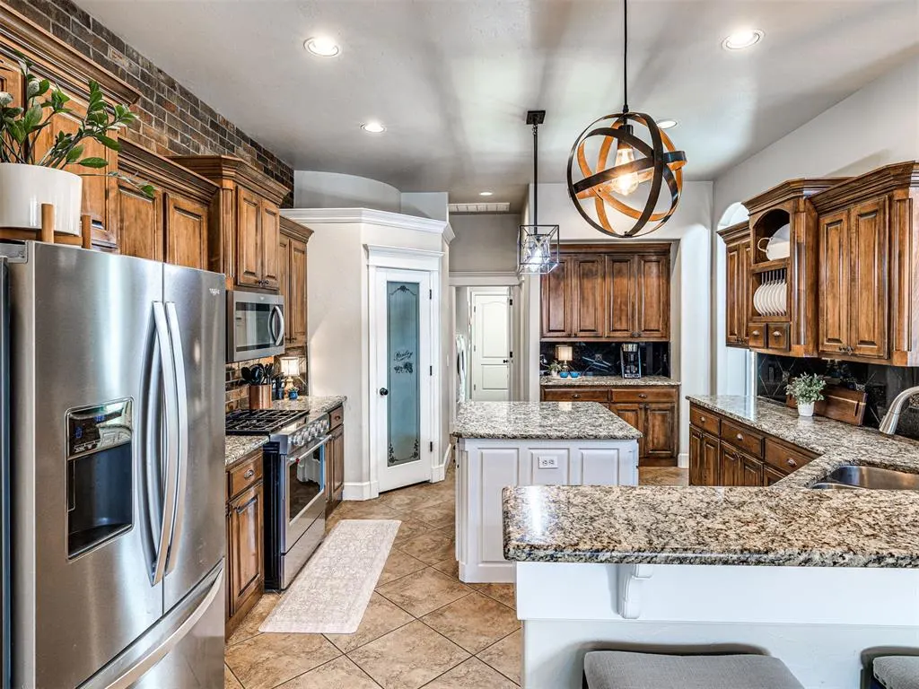 Photo 8 — 1905 NW 193rd Circle, Edmond, OK 73012