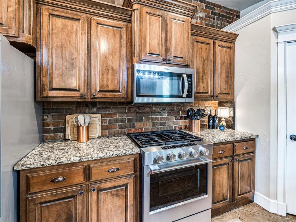 Photo 10 — 1905 NW 193rd Circle, Edmond, OK 73012