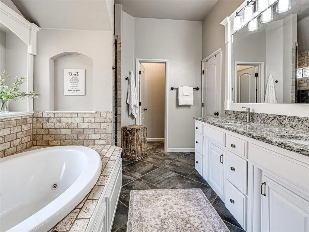 Photo 17 — 1905 NW 193rd Circle, Edmond, OK 73012