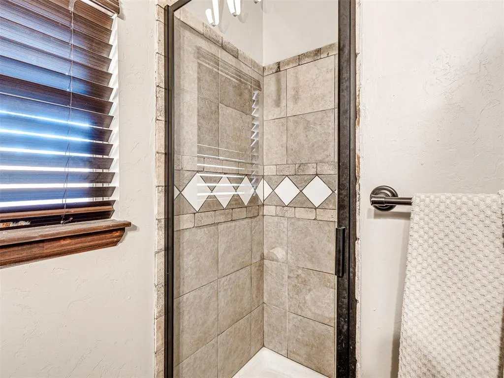 Photo 46 — 1905 NW 193rd Circle, Edmond, OK 73012
