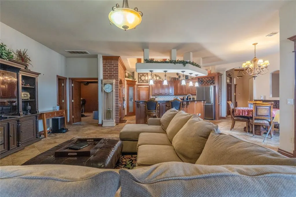 Photo 4 — Address unavailable, Edmond, OK 73012