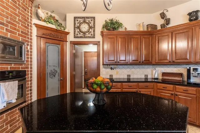Photo 7 — Address unavailable, Edmond, OK 73012